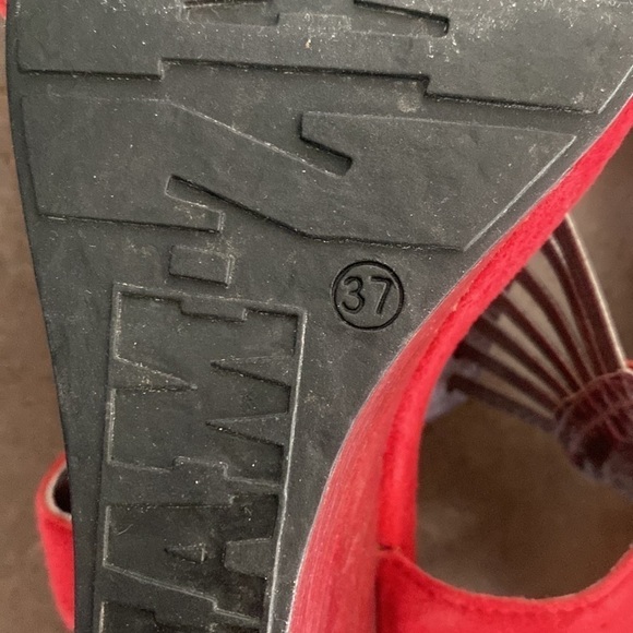 WEDGE sandal shoes size 37 EU / 6.5 US - Picture 7 of 11